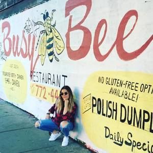 Meet your Posher, Elizabeth